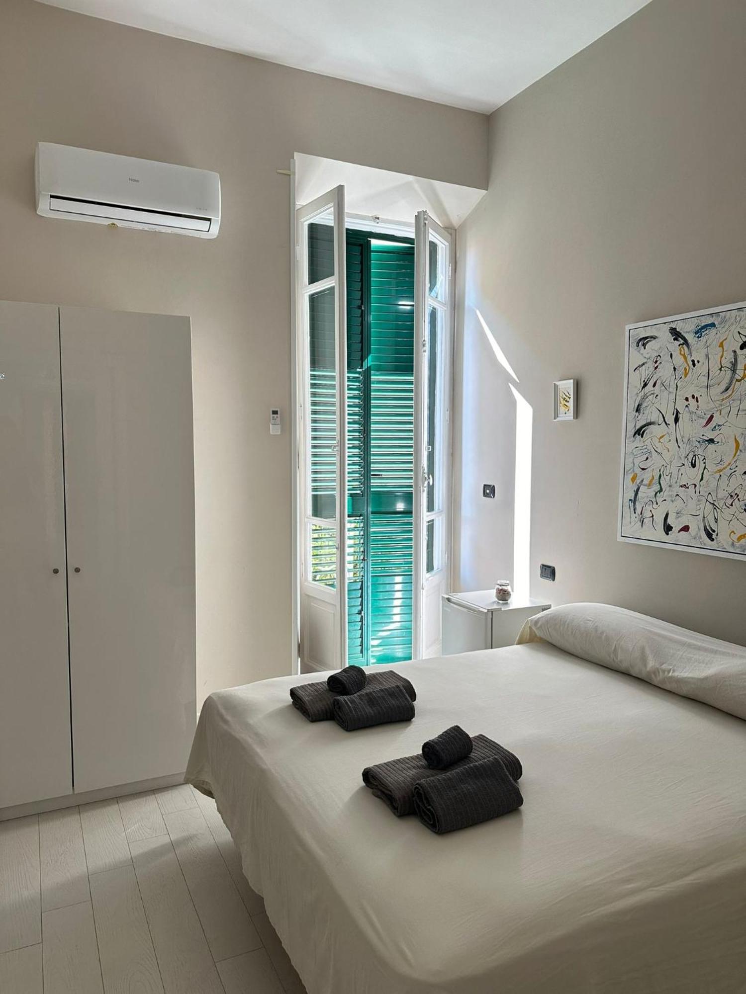 Le Suites Maor Gaeta Exterior photo